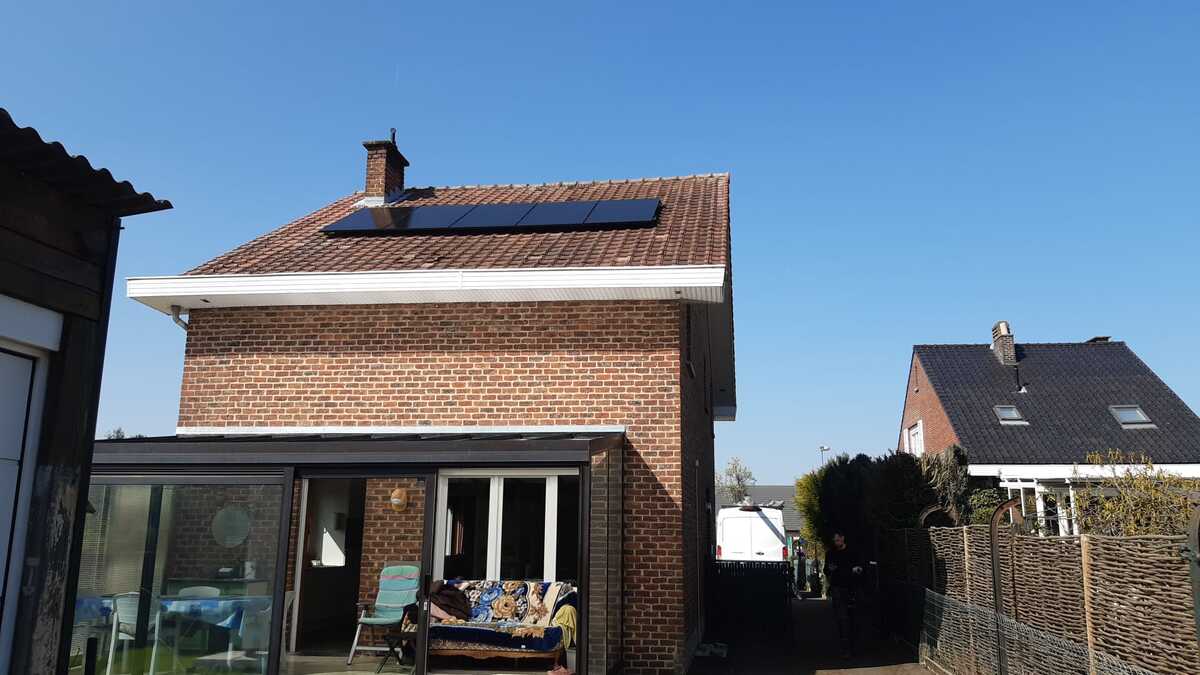 Realisatie 5x QCELLS zonnepanelen 375 FULL BLACK (1.875 Wp) met Huawei hybride omvormer SUN2000-2KTL-L1 te Beersel