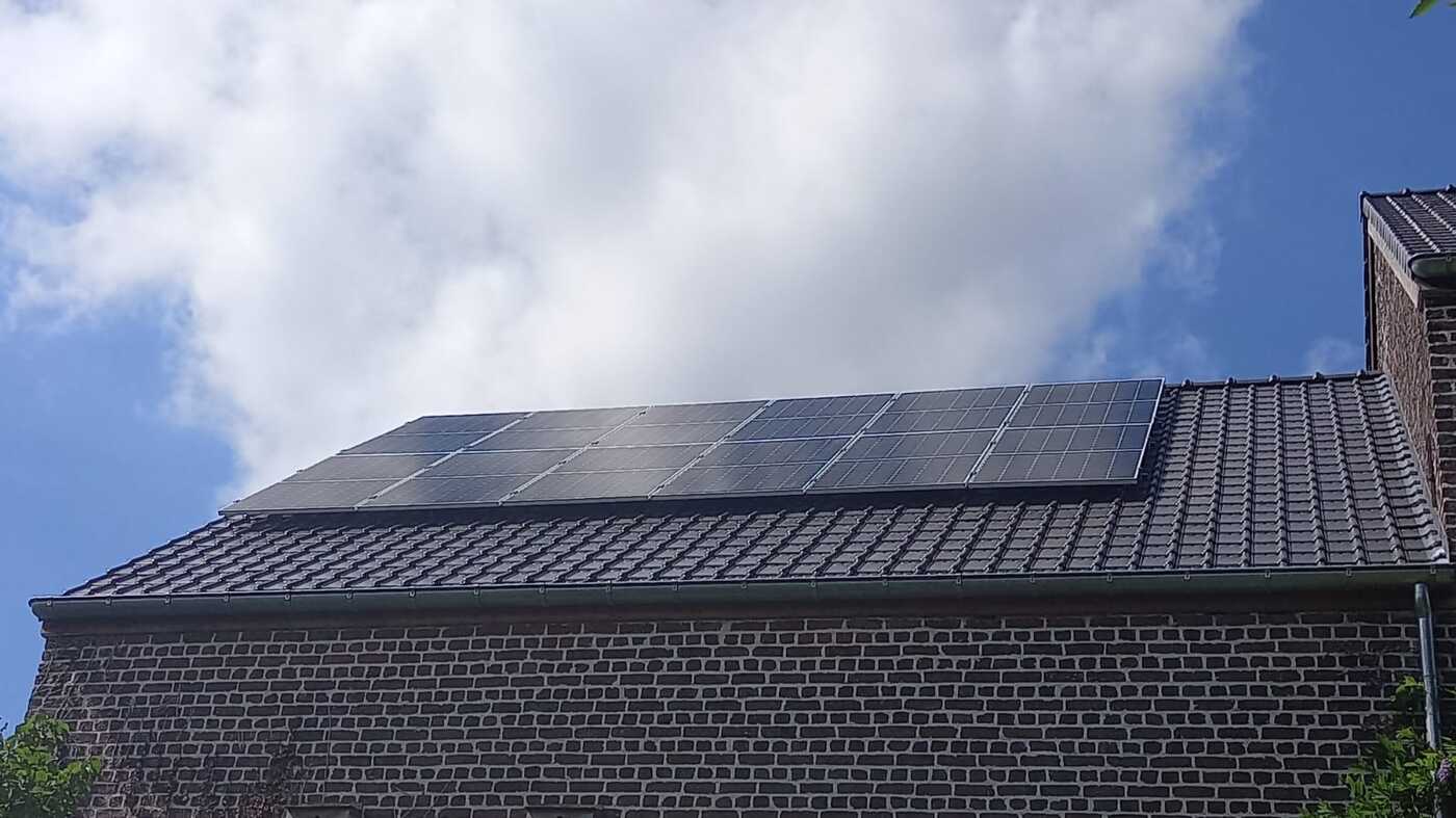 Realisatie 12x JA SOLAR zonnepanelen 380 Wp Boutersem