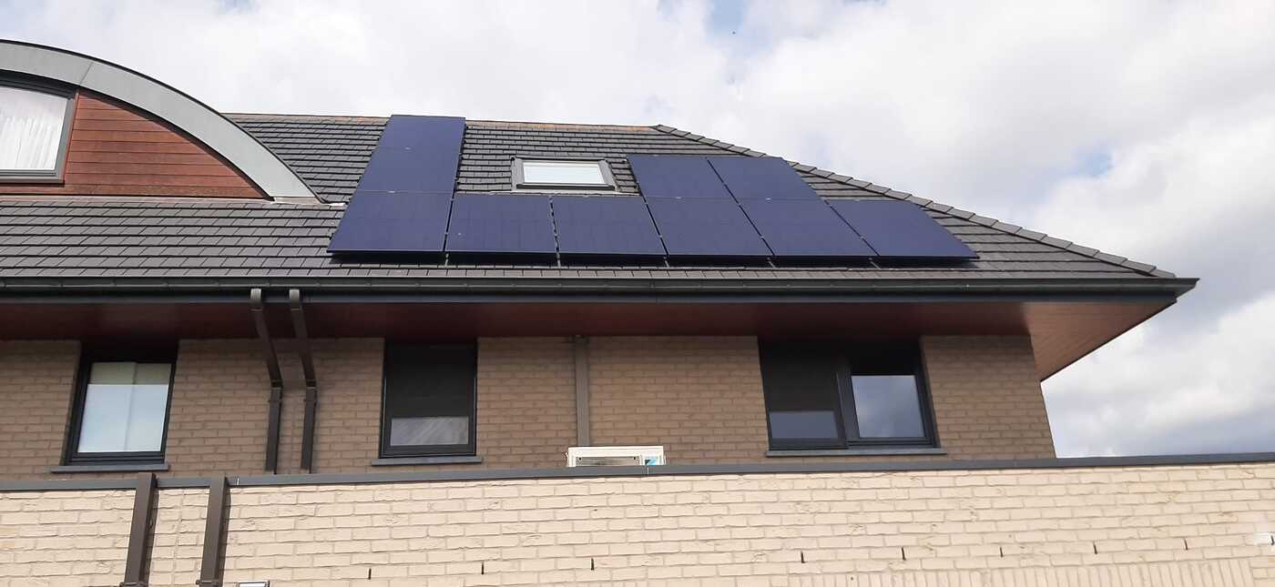 Realisatie 10x REC zonnepanelen 405 Wp ALPA PURE Boortmeerbeek