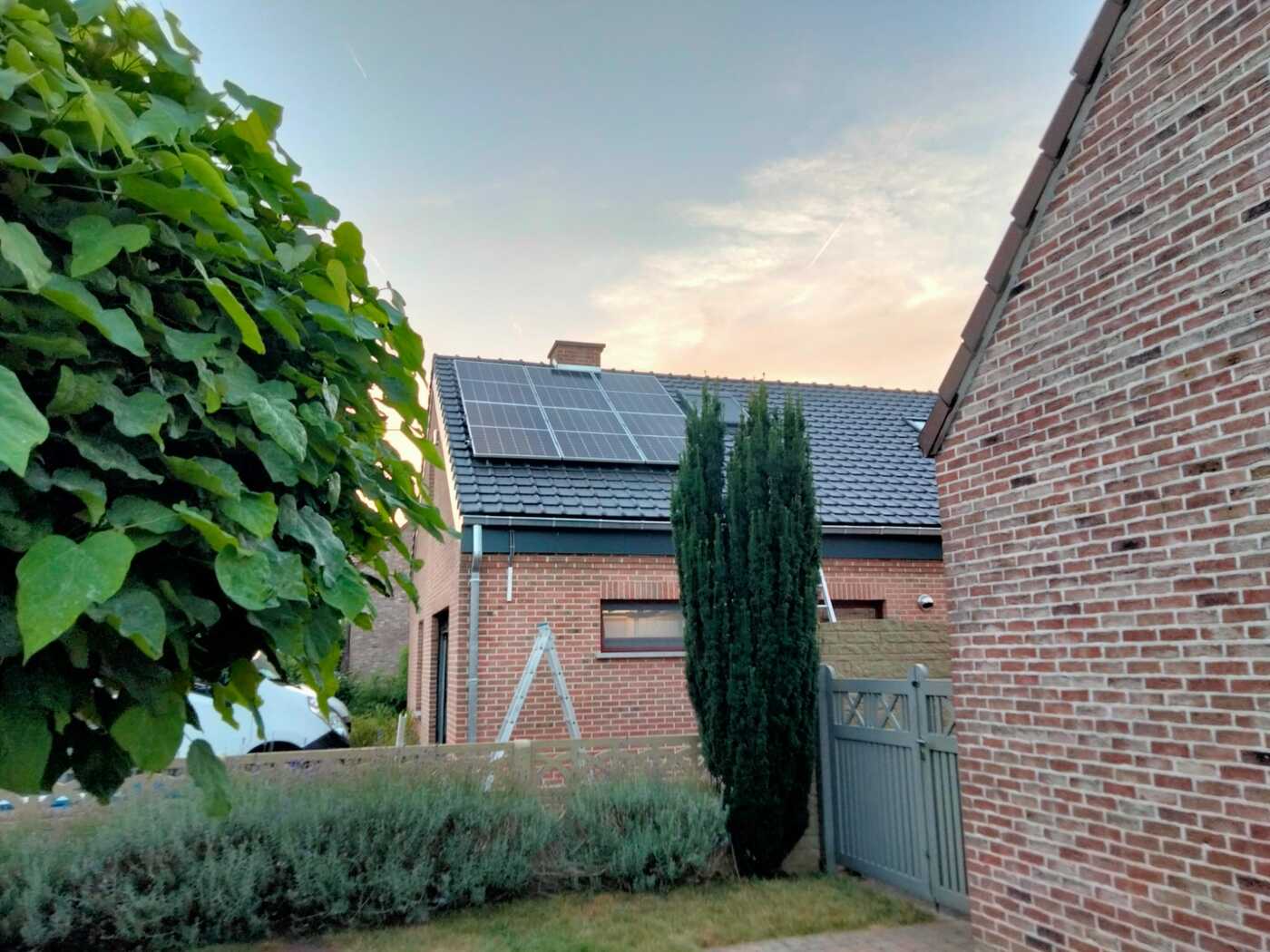 Realisatie 12x JA SOLAR zonnepanelen 380 Wp BIFACIAL Herent