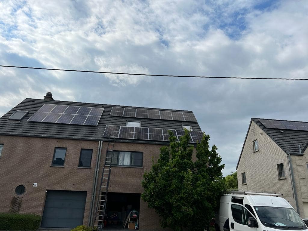 Realisatie 14x JA SOLAR zonnepanelen 380 Wp BIFACIAL Herent