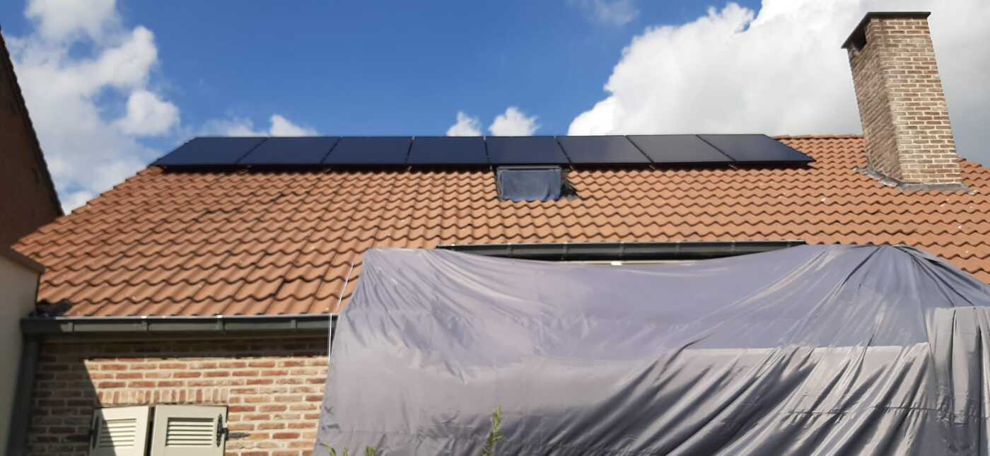 Realisatie 25x REC zonnepanelen 405 Wp ALPA PURE FULL BLACK Asse