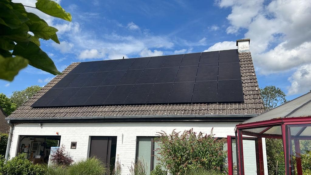 Realisatie 30x QCELLS zonnepanelen 385 FULL BLACK Steenokkerzeel