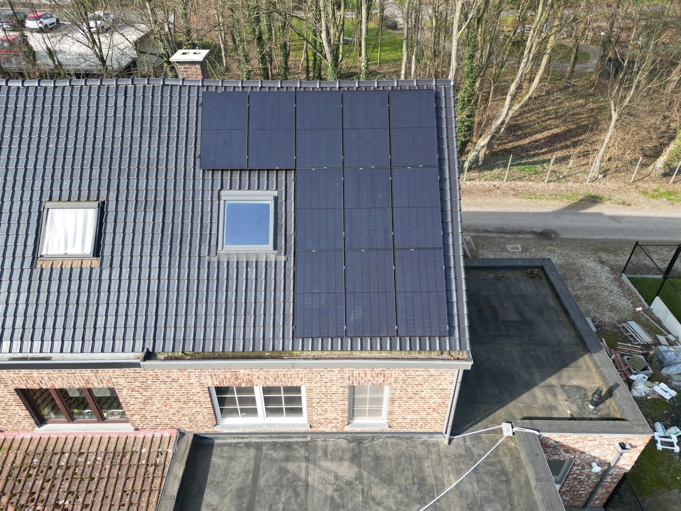 Realisatie 14x REC zonnepanelen 405 Wp ALPA Tienen