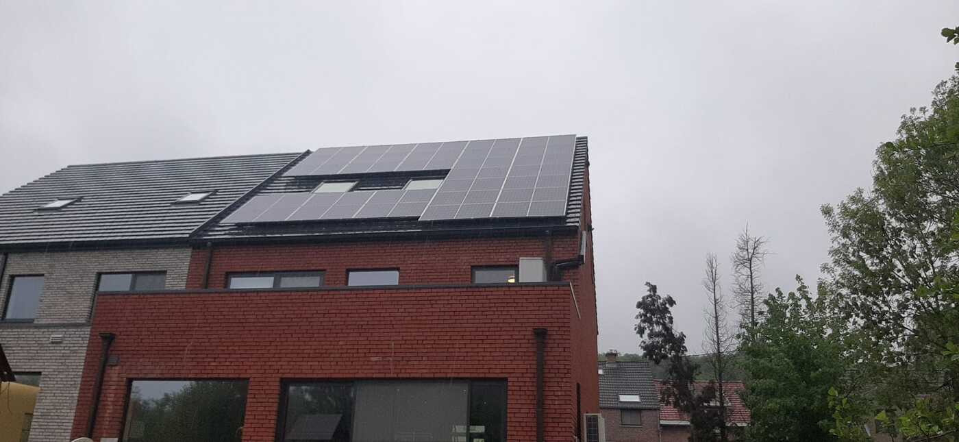 Realisatie 29x JA SOLAR zonnepanelen 380 Wp BIFACIAL (11.020 Wp) met Huawei SUN2000-4.0TL-M1 omvormer + 15 kWh Huawei batterij te Huldenberg