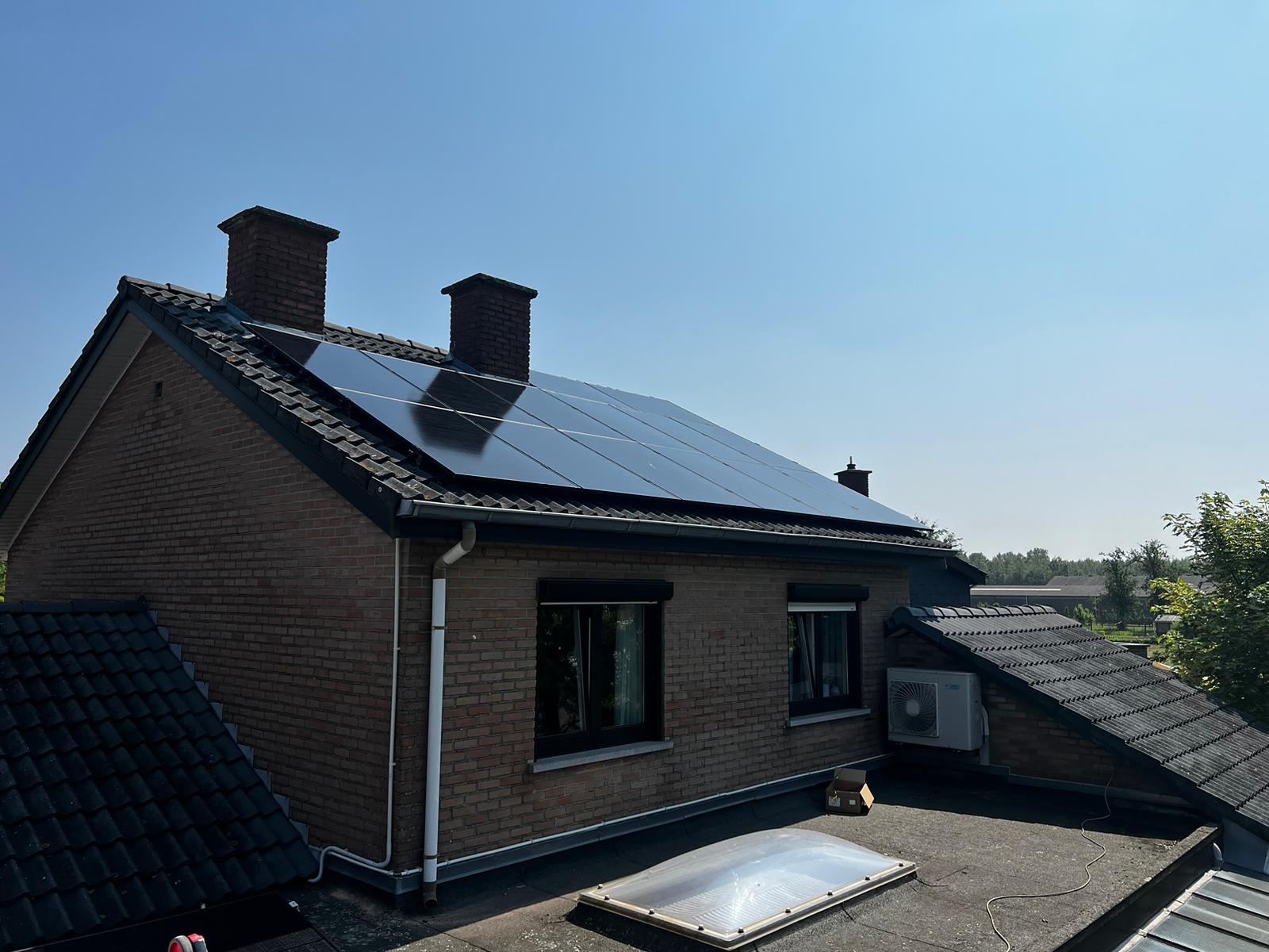 16x JINKO zonnepanelen FULL BLACK 420 Leuven Zero Power