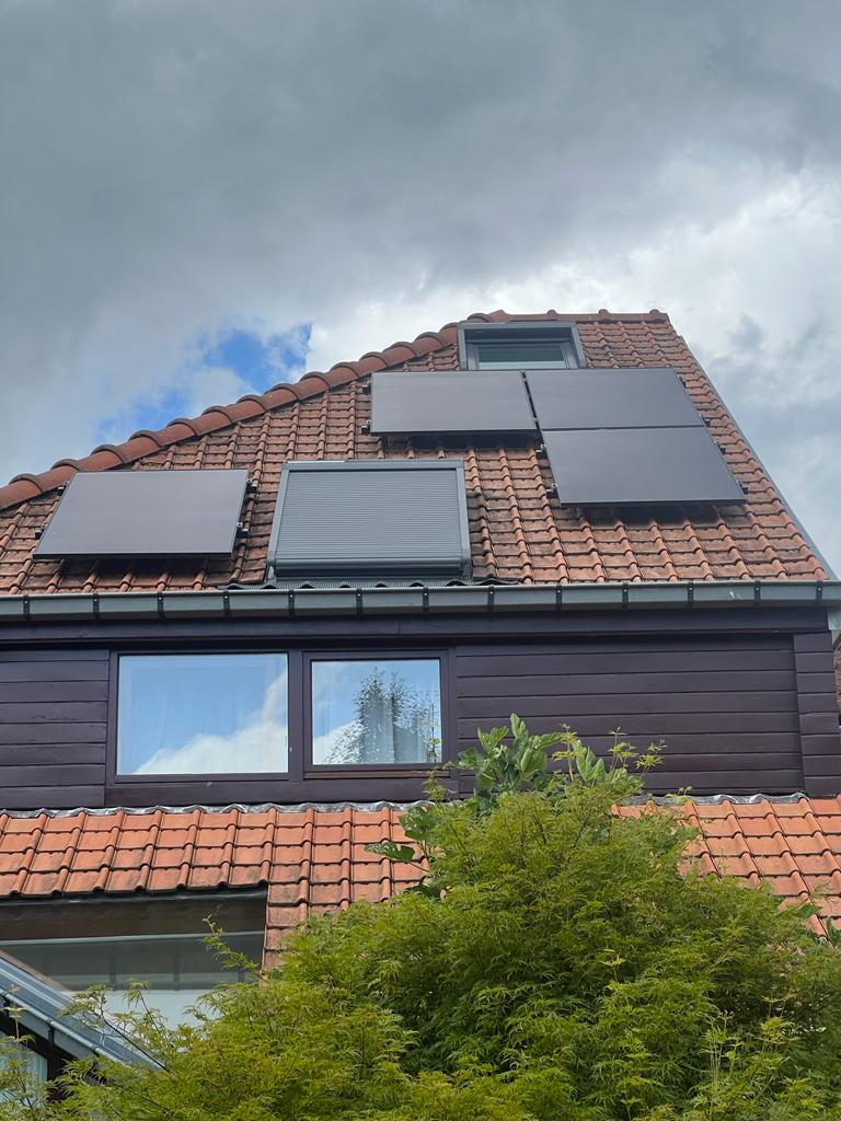 7x JINKO zonnepanelen FULL BLACK 430 Wp + 4x REC 405 Kortenberg