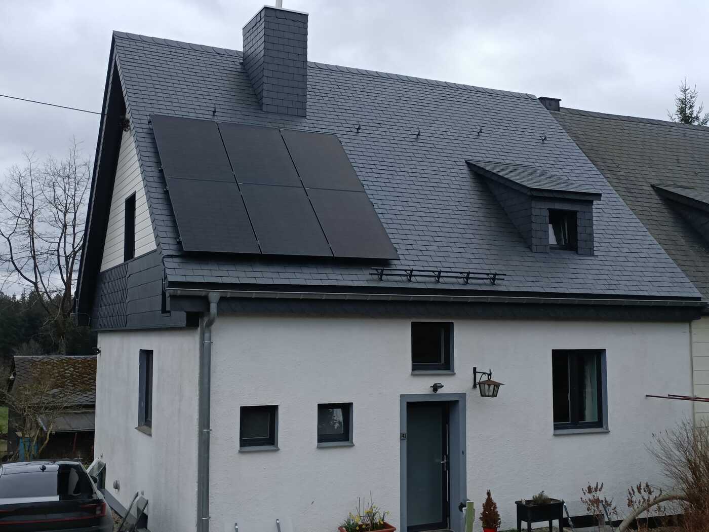 Realisatie 12x JINKO zonnepanelen 4760 Büllingen Zeropower.be