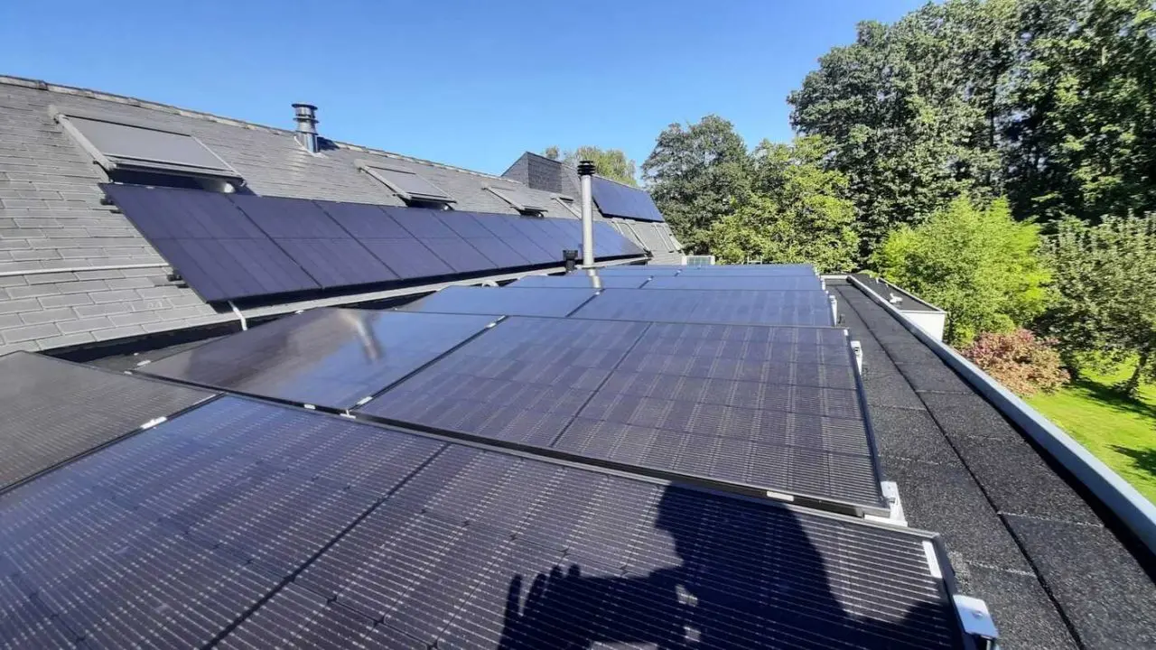 Zonnepanelen plaatsen