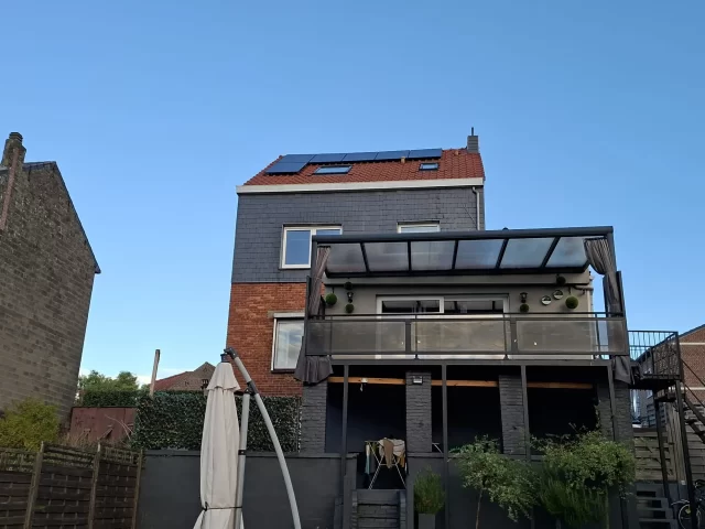 Realisatie van 12x Denim 440 Wp Full black en Huawei omvormer met 10kW batterij en Smart Guard te Gingelom