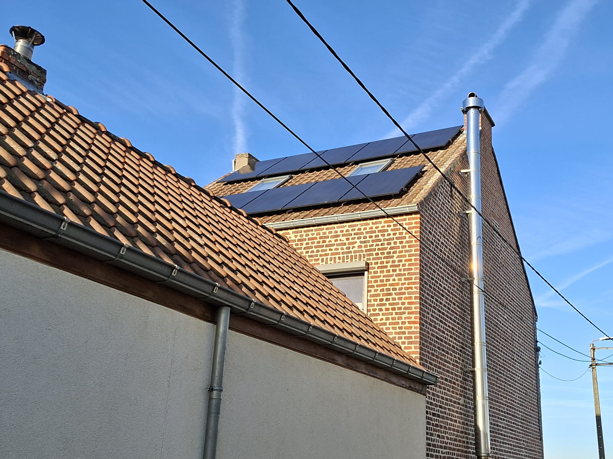 Realisatie van 10x DAS SOLAR 445 Wp Full black en Huawei omvormer met te Bekkevoort