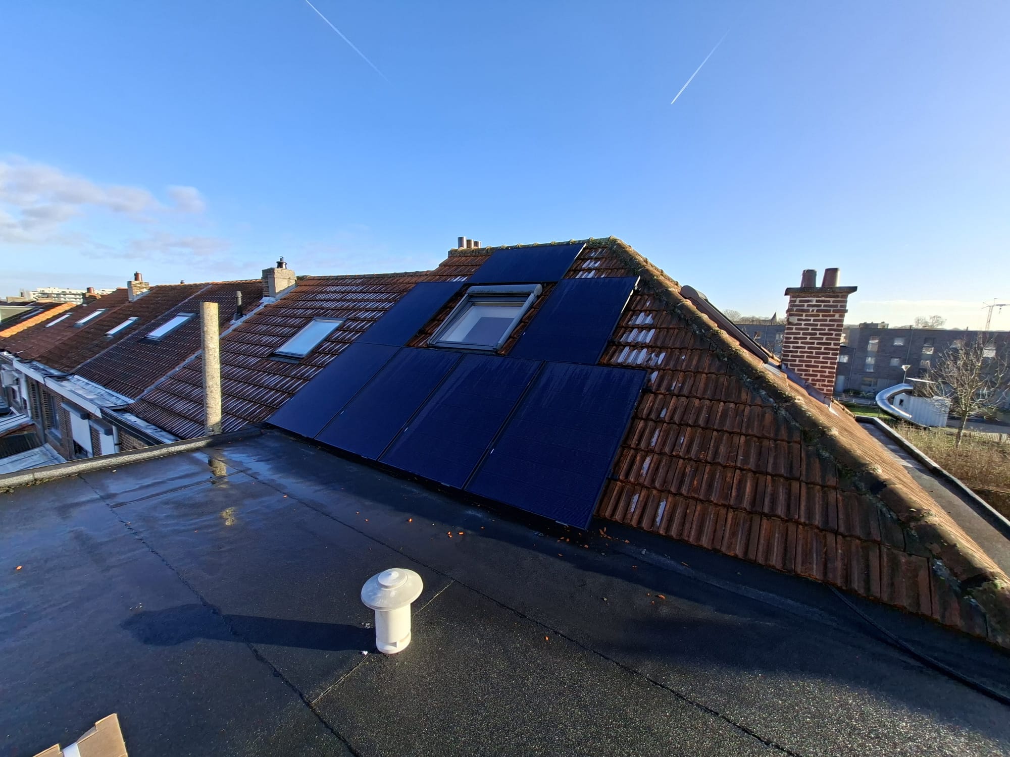 Realisatie van 14x NOORSE REC 420 wp + EMMA EMS + 10 kWh batterij te Oud-Heverlee - Leuven